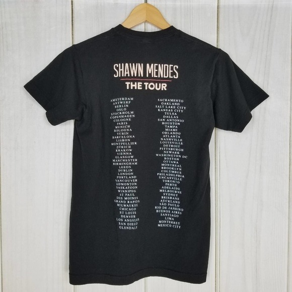 Shawn Mendes The Tour 2019 Rose Black Tee Shirt - Picture 4 of 5